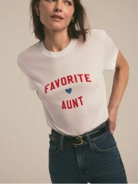 FAVORITE DAUGHTER Favorite Aunt T-Shirt